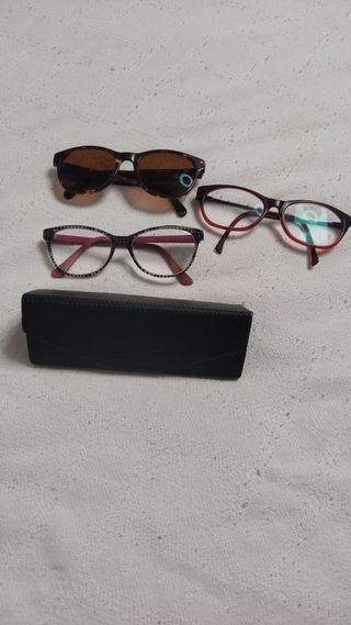 Lote de tres gafas graduadas