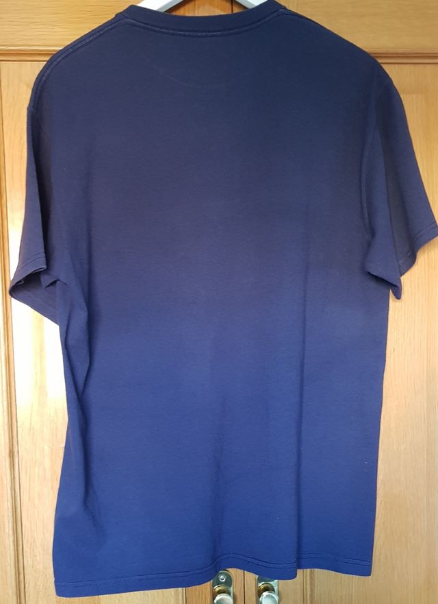 Camiseta azul marino
