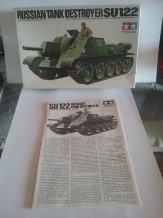 Maqueta de Tamiya SU-122 escala 1:35