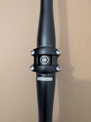 Bombtrack Kit handlebar & stem & grips