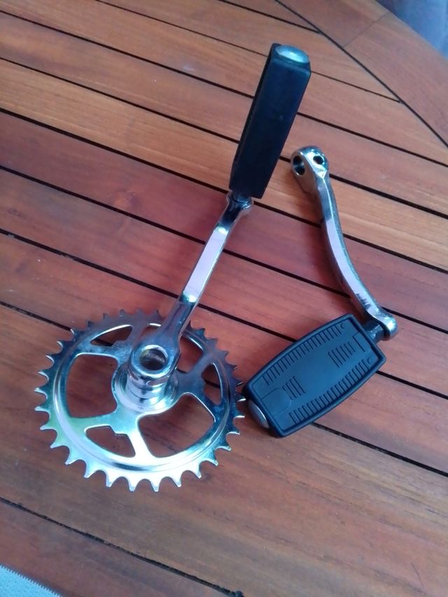 Juego plato , biela y pedales para Mobylette