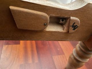 Camas madera desmontables, somier incluido.