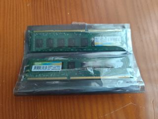 Alimentazione al silicio DDR3L-1600 CL11 da 16 GB di RAM