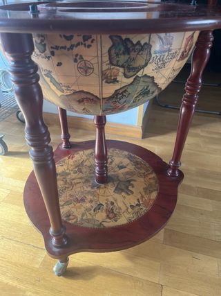 Mueble bar bola del mundo