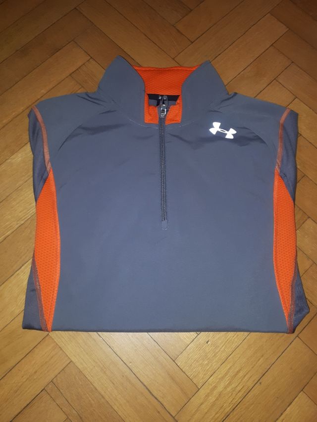 Camiseta termica UNDER ARMOUR  XL