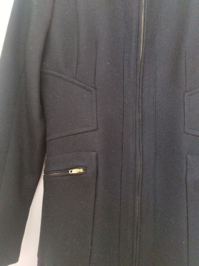 Chaquetón de paño azul Marino.
