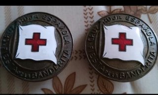Lote medallas y alfileres Cruz Roja Española