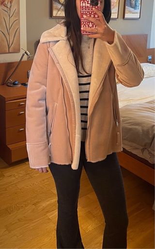 Abrigo rosa empolvado 