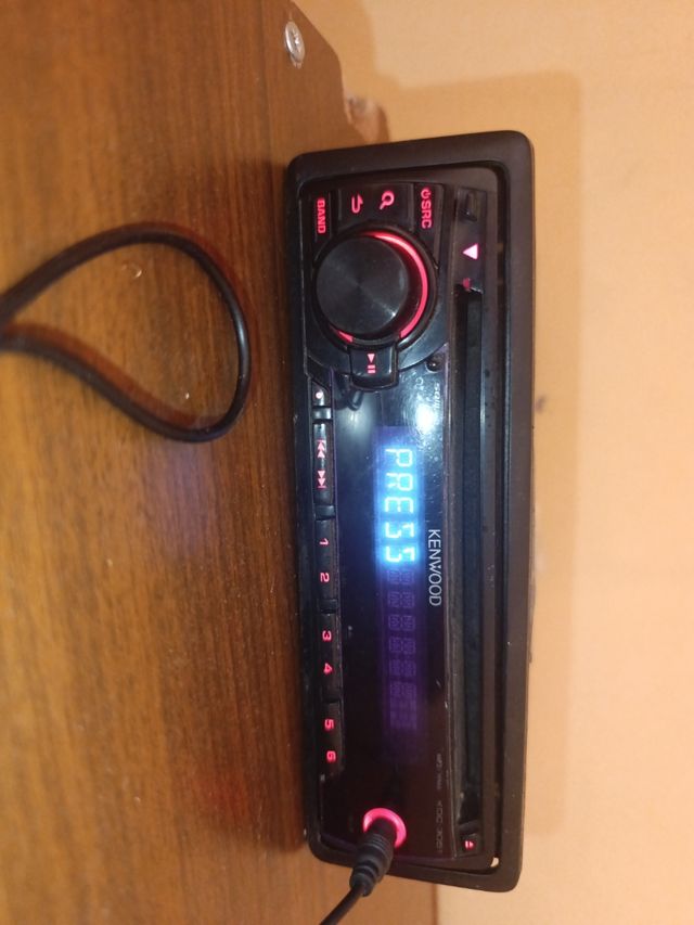 subwoofer 
woofer
tweeter 
stereo