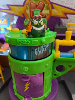 Lote Superthings - Laboratorio Profesor K