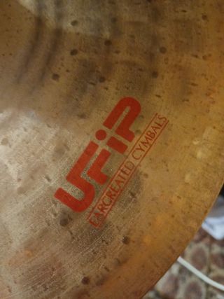 Plato de 12" crash UFIP nuevo