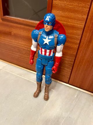 4 Superheroes de marvel grandes