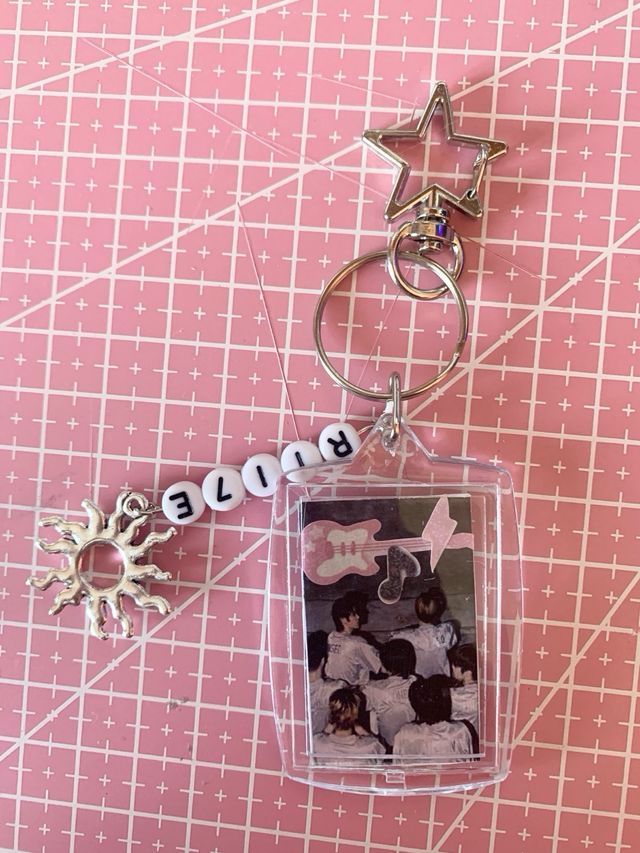 RIIZE ot7 double sided keychain