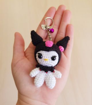 Llavero Kuromi hecho a mano