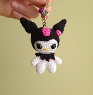 Llavero Kuromi hecho a mano