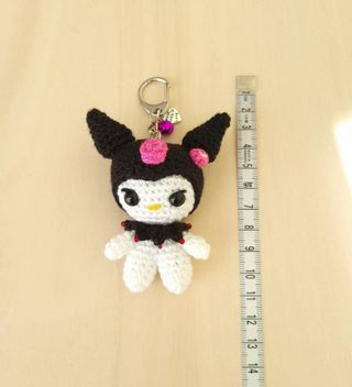 Llavero Kuromi hecho a mano
