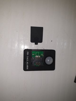 Alarma detector de movimiento con sim