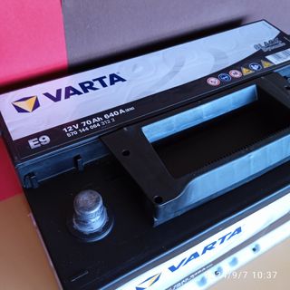 Batería VARTA ( 12v, 70Ah)/ En garantía/
