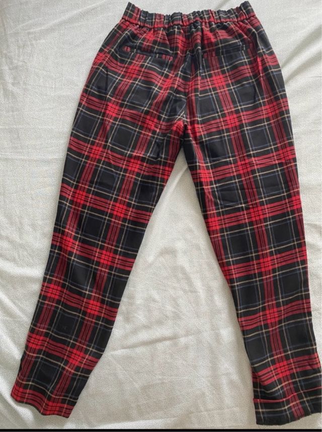 Pantalón jogger Zara cuadros Xs