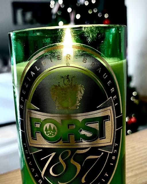 Lampade, porta spazzolini, dosatori sapone.