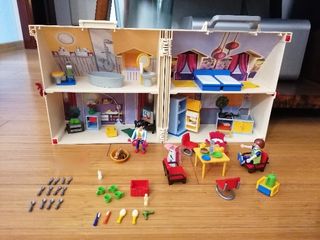 Casa maletin + regalo. Playmobil 