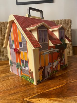 Casa maletin + regalo. Playmobil
