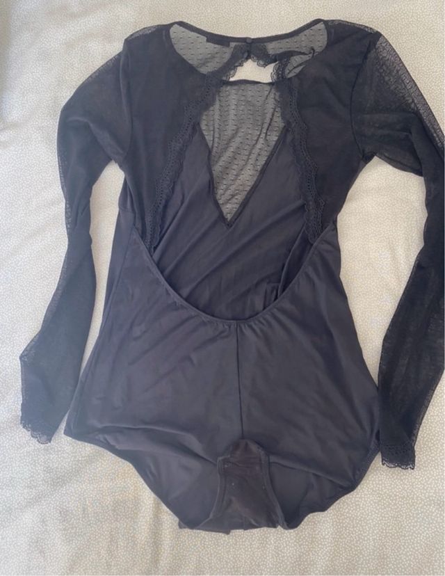 Body encaje negro oysho