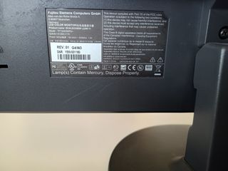 Monitor 22" Fujitsu Siemens LCD modelo Scaleoview