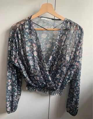 Blusa verde Pull & Bear