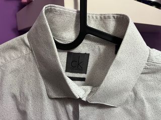 Camisa Calvin Klein. Talla 39