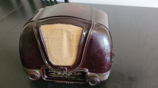 Radio antigua Telefunken U-1465 Cariño