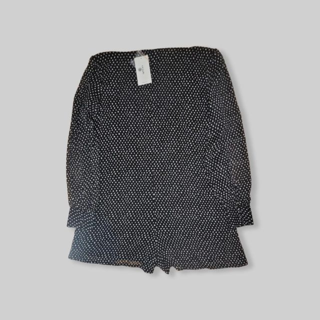 Mono elegante de mujer con pantalón corto,enterizo