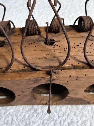 ANTIGUA RATONERA DE HIERRO MADERA CON 3 CUERPOS