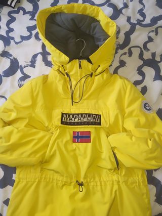 Abrigo Napapijri amarillo