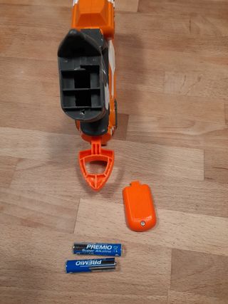 NERF Firestrike Elite( con rayo de luz)