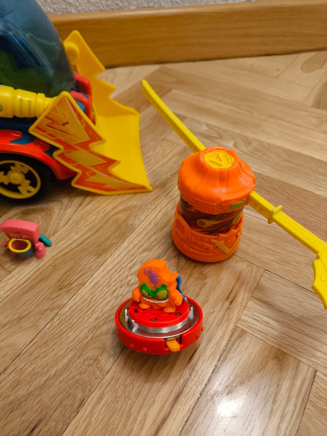 Lote Superzings - Rescue Truck