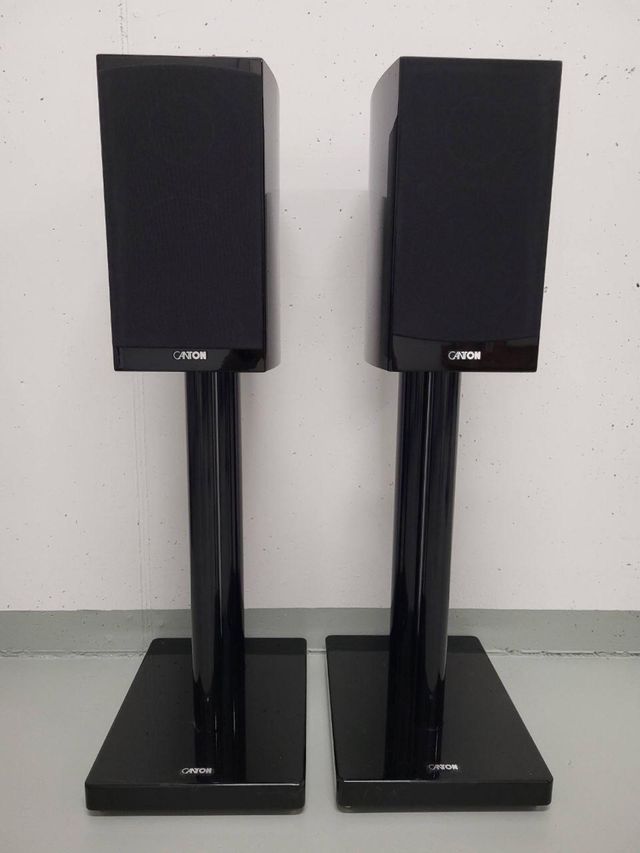Altavoces Canton Vento 30