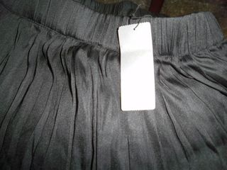FALDA MAXI COLOR NEGRO MARCA PARFOIS/ bolso regalo