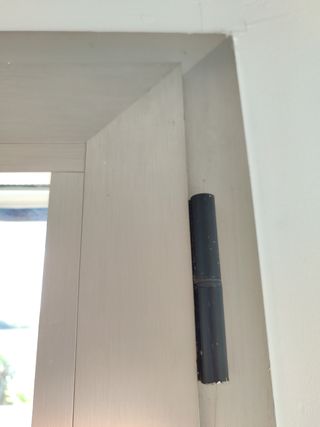 Puerta abatible aluminio