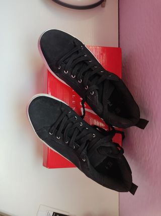 Zapatillas negras