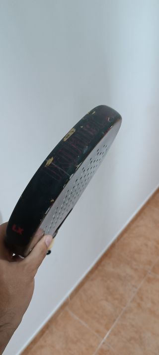 Pala de pádel Dardo LX planet