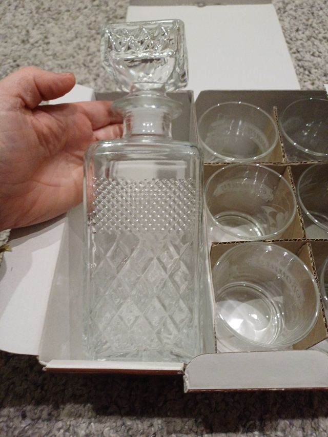 Juego set de botella cristal tallada y 6