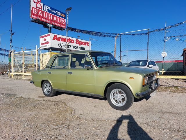 SEAT 124 LS FL 1977 historico