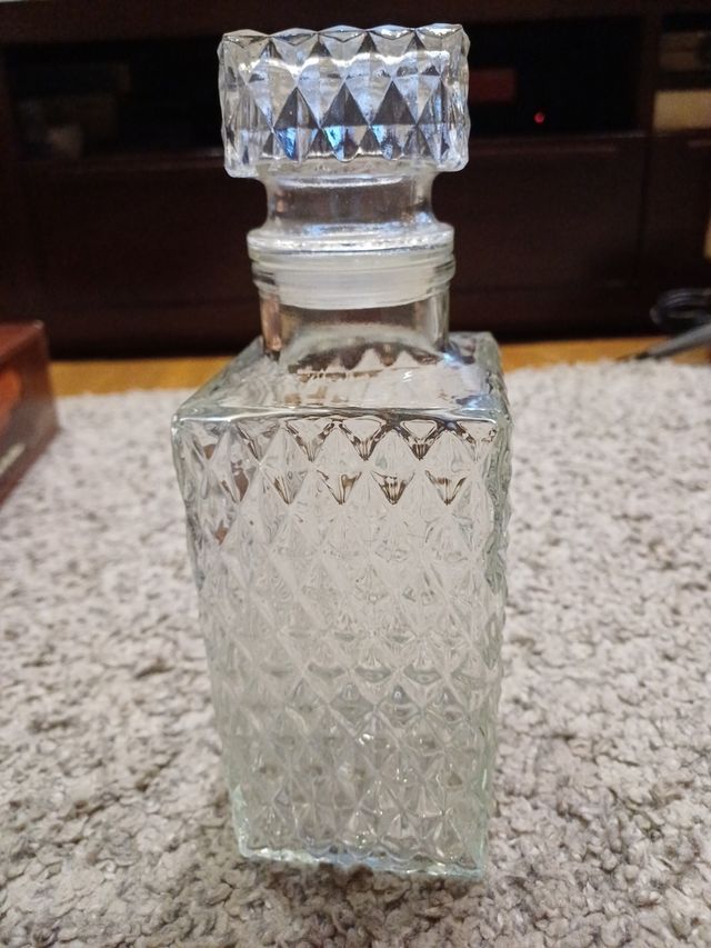 Botella licorera vintage