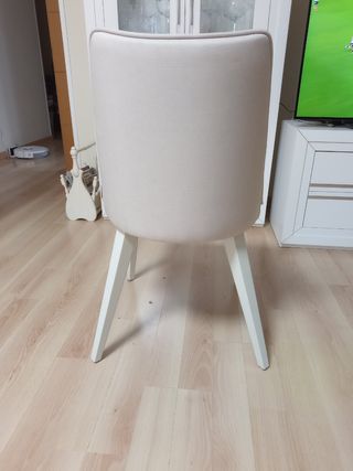 Silla nueva dormitorio beige
