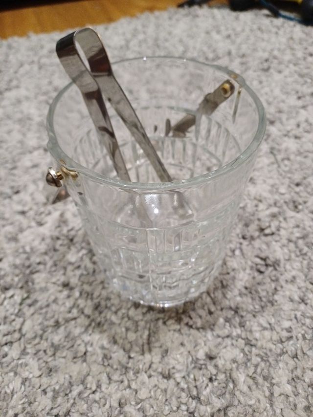 Cubitera de cristal tallado