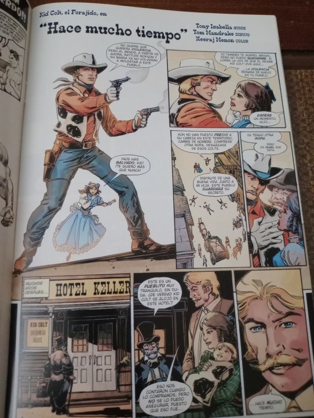 MARVEL COMICS 1001. PANINI