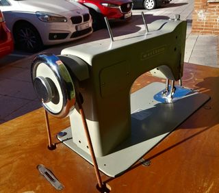 Máquina de coser Wertheim