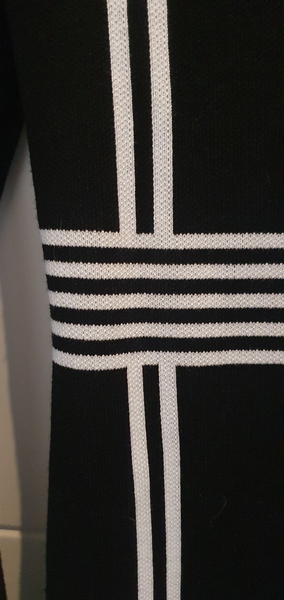 Vestido blanco y negro