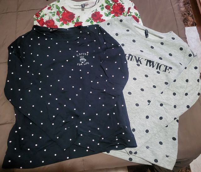 3 sudaderas S/M Stradivarius = 9€